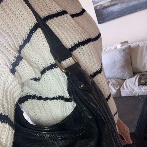 MARC by Marc Jacobs Embossed Leather Hobo - Picture 6 of 10